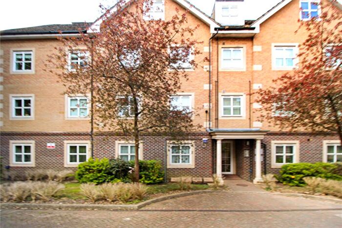1 Bedroom Apartment For Sale In Beulah Hill, London, SE19
