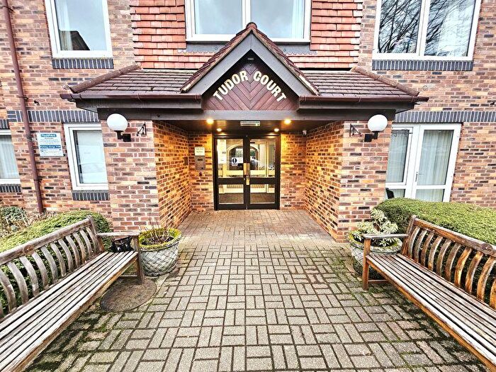 1 Bedroom Retirement Property For Sale In Midland Drive, Sutton Coldfield, B72