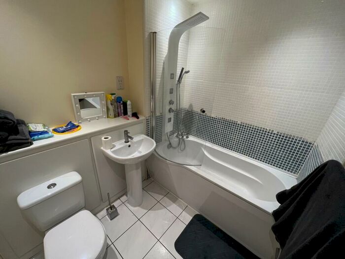 2 Bedroom Flat To Rent In Bravery Court, Banks Road, Garston, Liverpool, L19