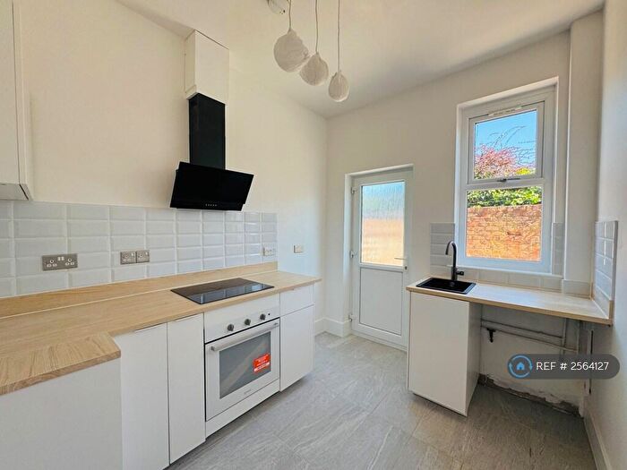 4 Bedroom Terraced House To Rent In Robarts Road, Liverpool, L4