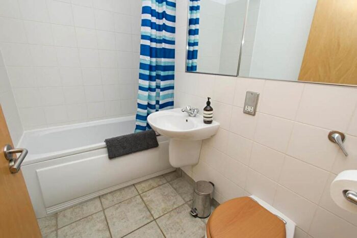 2 Bedroom Flat For Sale In Cranbrook House, Cranbrook Street, Nottingham, NG1