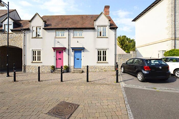 3 Bedroom End Of Terrace House For Sale In Blackberry Way, Midsomer Norton, Radstock, Somerset, BA3