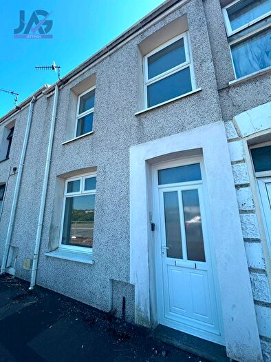Terraced House To Rent In Upper Robinson Street, Llanelli, Carmarthenshire, SA15