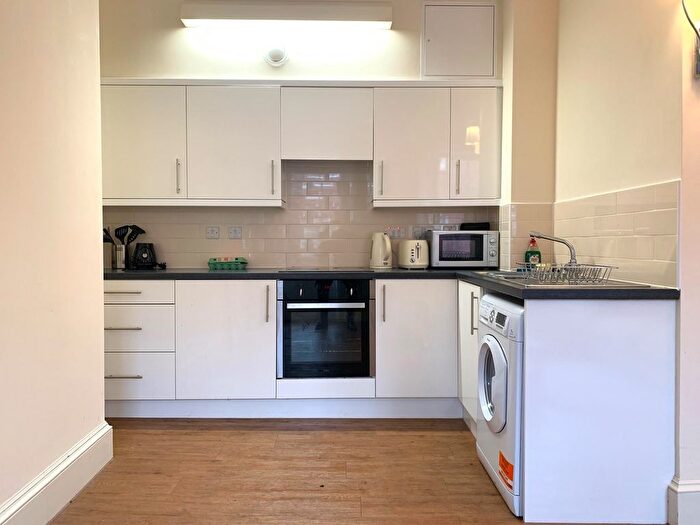 1 Bedroom Flat To Rent In Foregate Street, Worcester, WR1