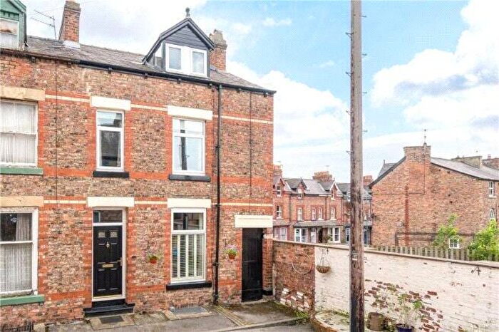 4 Bedroom End Of Terrace House For Sale In Rayner Street, Ripon, North Yorkshire, HG4