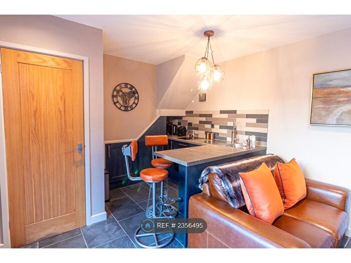 1 Bedroom Flat To Rent In Fairleigh Road, Cardiff, CF11