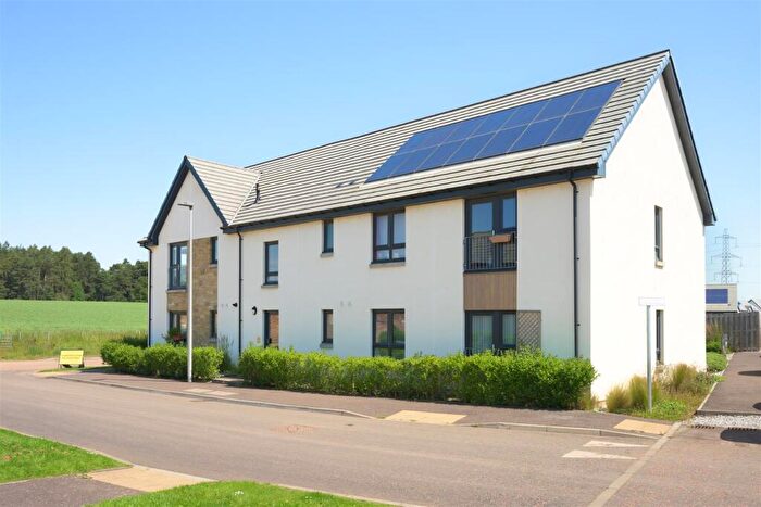 2 Bedroom Flat For Sale In Geddes Avenue, Perth, PH1