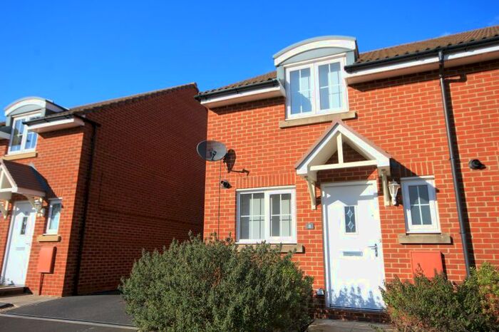 2 Bedroom End Of Terrace House To Rent In Raleigh Road, Yeovil, BA21