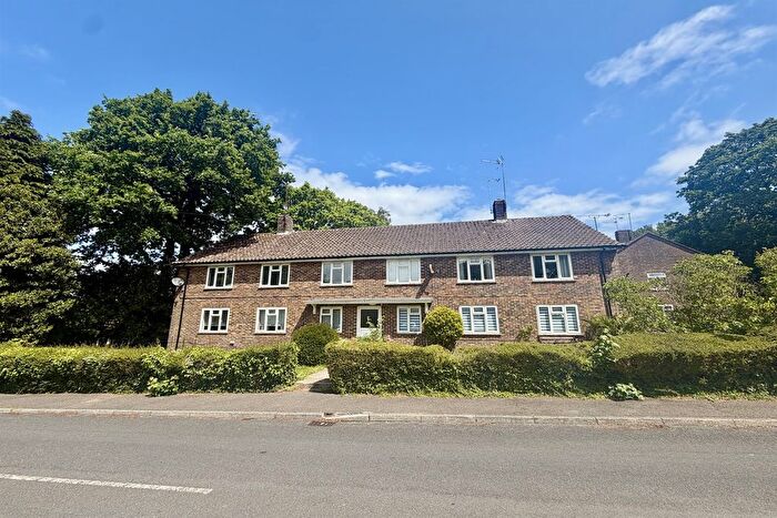 2 Bedroom Flat To Rent In Kingsfield, Storrington, Pulborough, West Sussex, RH20