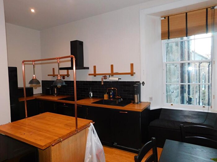 2 Bedroom Flat To Rent In , Sciennes Road, Edinburgh, EH9