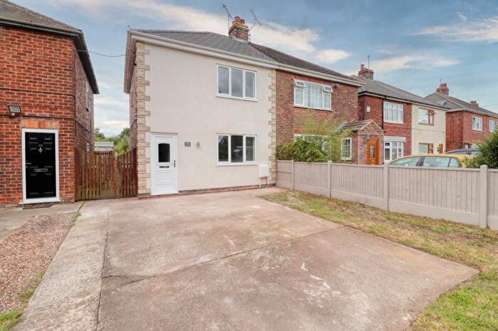 2 Bedroom Semi-Detached House For Sale In Asquith Avenue, Ealand, DN17
