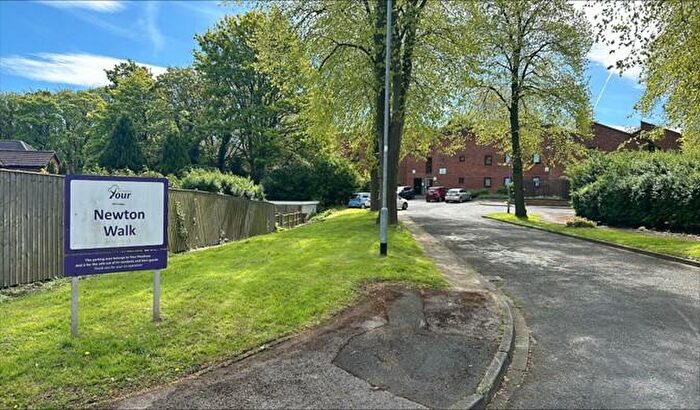 1 Bedroom Flat To Rent In Newton Walk, Leeds, West Yorkshire, LS7