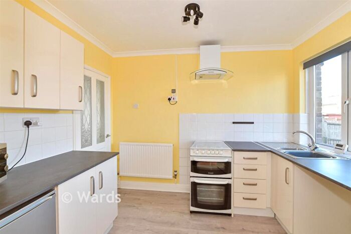 3 Bedroom Semi Detached House For Sale In Walmer Road, Whitstable, Kent, CT5