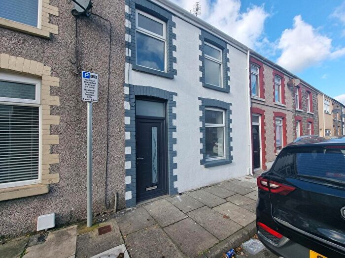 3 Bedroom Terraced House For Sale In Cheltenham Terrace, Bridgend, CF31