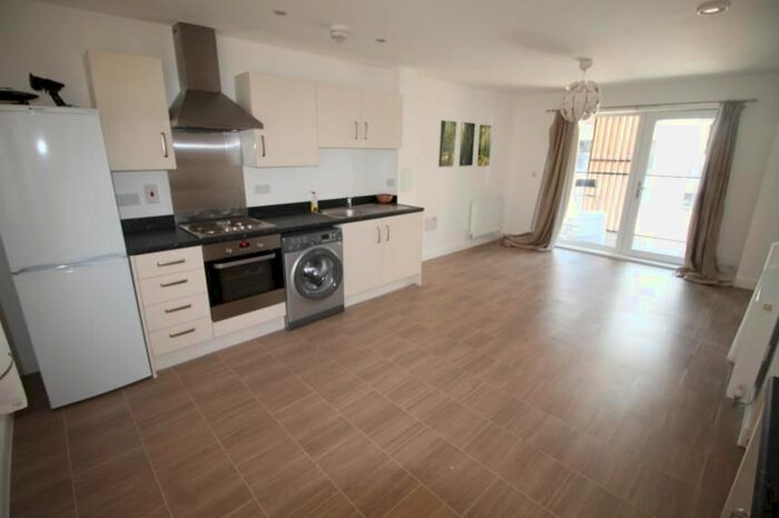 2 Bedroom Flat To Rent In Image Court, Maxwell Road, Romford, RM7