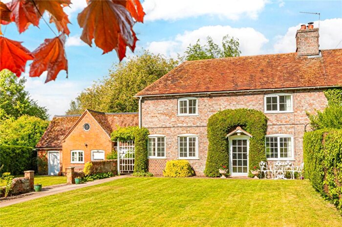 2 Bedroom Semi-Detached House For Sale In High Street, Chieveley, Newbury, Berkshire, RG20