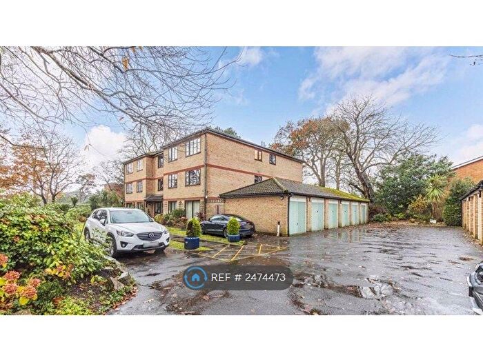 1 Bedroom Flat To Rent In Floris Court, Bournemouth, BH1