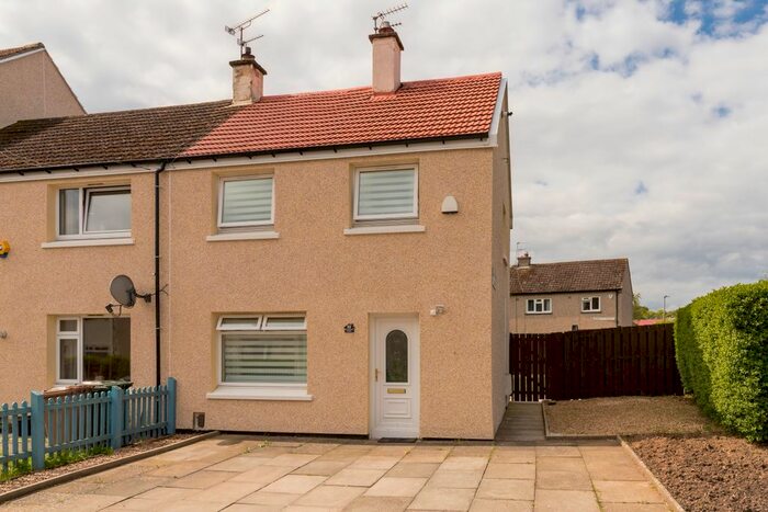 2 Bedroom End Of Terrace House For Sale In Gracemount Avenue, Edinburgh, EH16