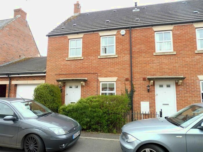 3 Bedroom Property To Rent In Century Park, Yeovil, BA20