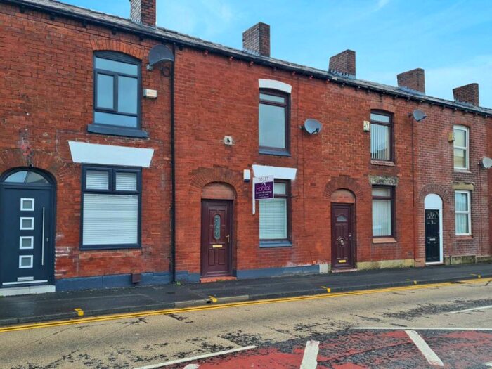 2 Bedroom Terraced House To Rent In Shaw Road, Royton, OL2