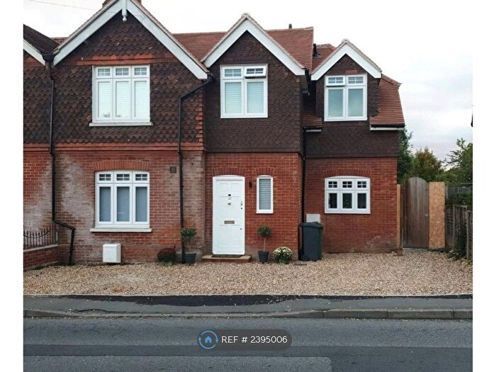 4 Bedroom Semi Detached House To Rent In Pirbright Cottages, Guildford, GU3
