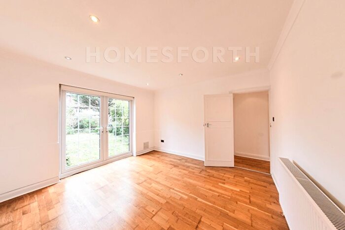 1 Bedroom Flat To Rent In Greenfield Gardens, Cricklewood, NW2