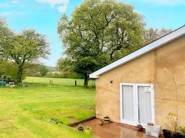 1 Bedroom Apartment To Rent In Lee Gate, Great Missenden, HP16