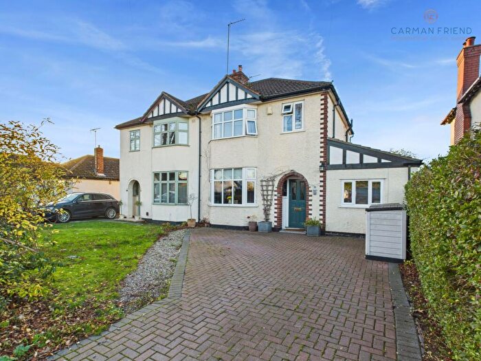 4 Bedroom Semi-Detached House For Sale In Caughall Road, Upton, CH2
