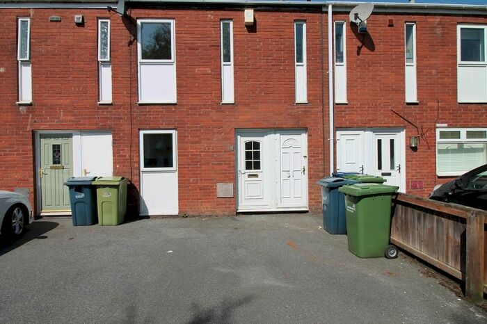 3 Bedroom Terraced House To Rent In Laurens Court, Concord, Washington, NE37