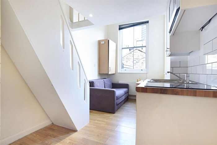 Studio To Rent In Courtfield Gardens, South Kensington, SW5