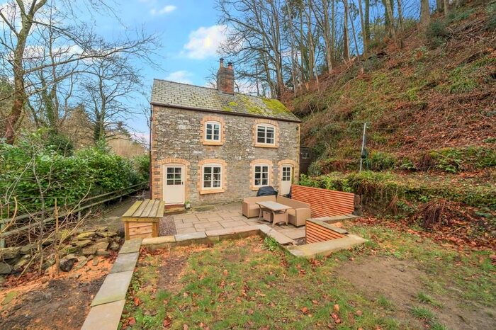 3 Bedroom Cottage For Sale In Kington, Herefordshire, HR5