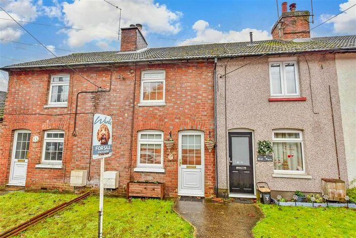 2 Bedroom Terraced House For Sale In Maidstone Road, Borough Green, Kent, TN15