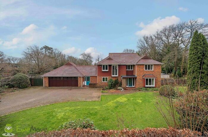 5 Bedroom Detached House For Sale In Brimpton Road, Baughurst, Tadley, Hampshire, RG26