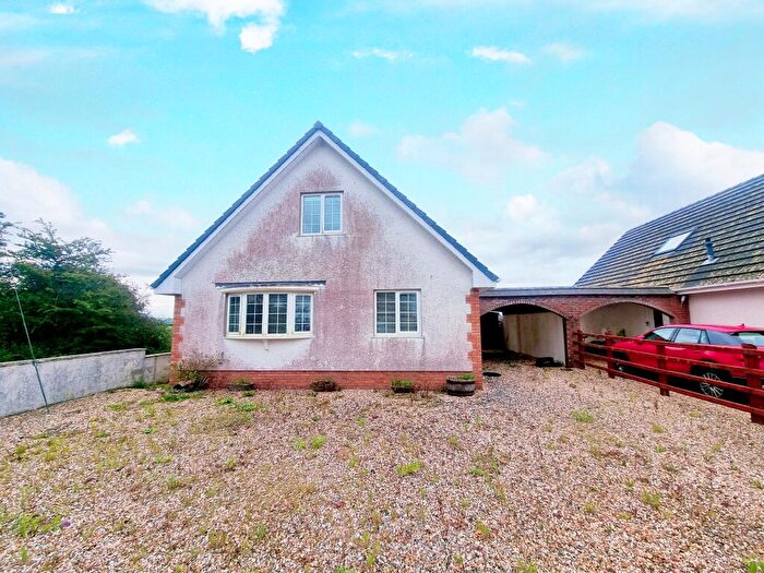 3 Bedroom House To Rent In Cwmbach, Meinciau Mawr, Kidwelly, Carmarthenshire, SA17