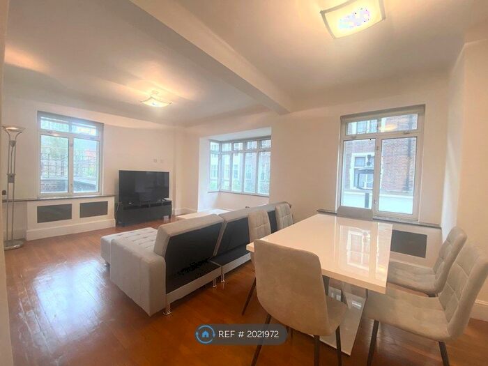 2 Bedroom Flat To Rent In Wesley Court, London, W1G