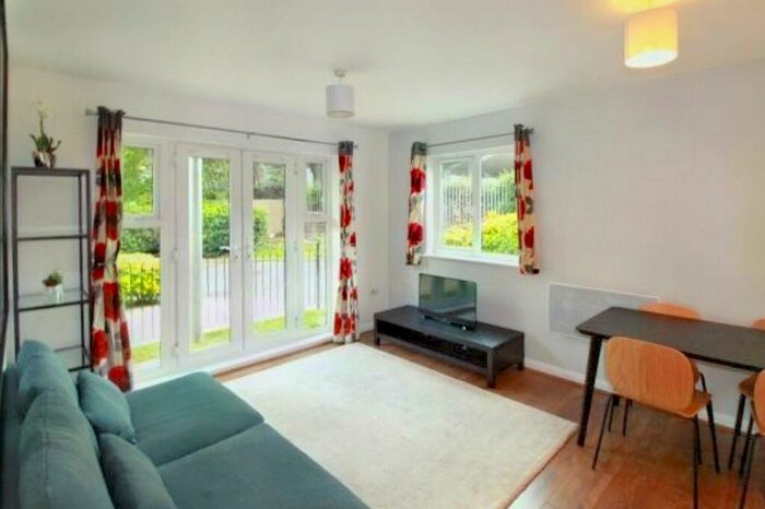 2 Bedroom Ground Flat To Rent In Conisbrough Keep, Hever Hall Conisbrough Keep, CV1