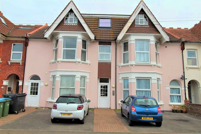 2 Bedroom Property To Rent In Glencathara Rd, Bognor Regis, PO21