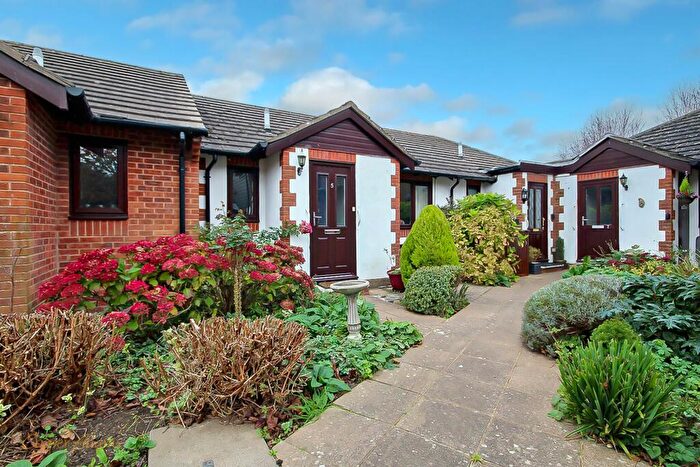 1 Bedroom Retirement Property For Sale In Sea Road, East Preston, BN16