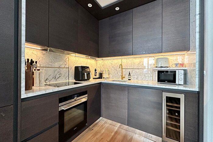 1 Bedroom Flat For Sale In Esther Anne Place, Islington Square, Angel, Islington, London, N1