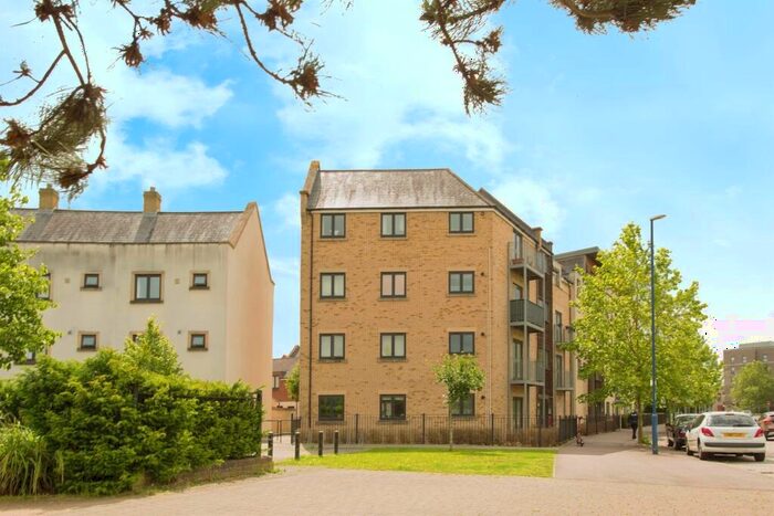 2 Bedroom Apartment For Sale In Sweetpea Way, Cambridge, CB4