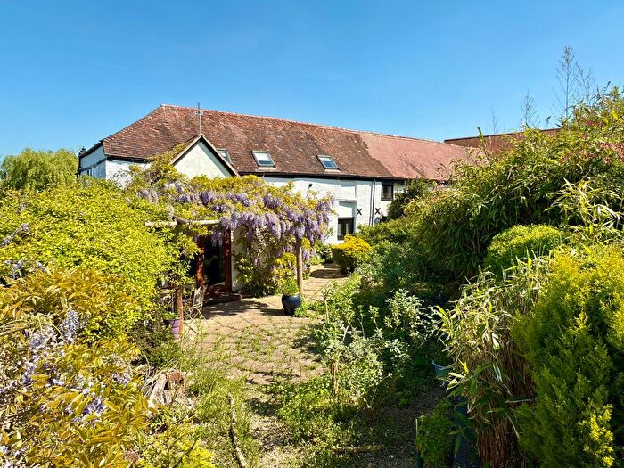 3 Bedroom Semi-Detached House For Sale In St Marys Lane, Tewkesbury, GL20