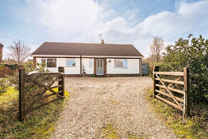 3 Bedroom Bungalow For Sale In Eastgate Street, North Elmham, NR20