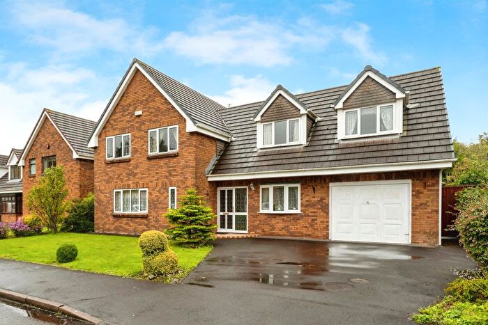 5 Bedroom Detached House For Sale In The Croft, Loughor, Swansea, SA4