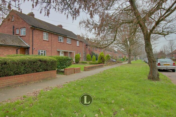 5 Bedroom Semi-Detached House To Rent In Wivenhoe, Essex, Colchester CO7