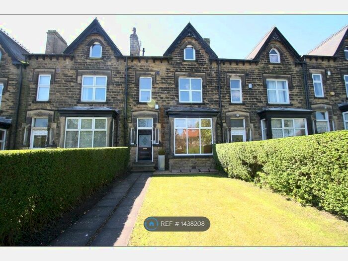 1 Bedroom Flat To Rent In Roundhay, Leeds, LS8