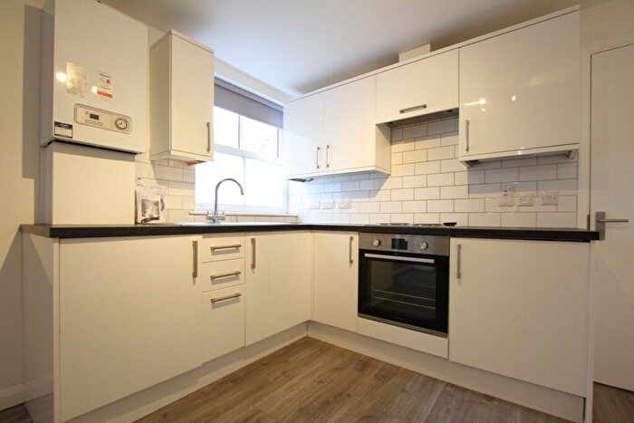 1 Bedroom Studio To Rent In Parsons Street, Banbury, Oxon, OX16