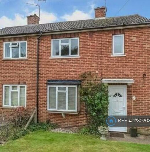 3 Bedroom Semi-Detached House To Rent In Charsley Close, Amersham, HP6