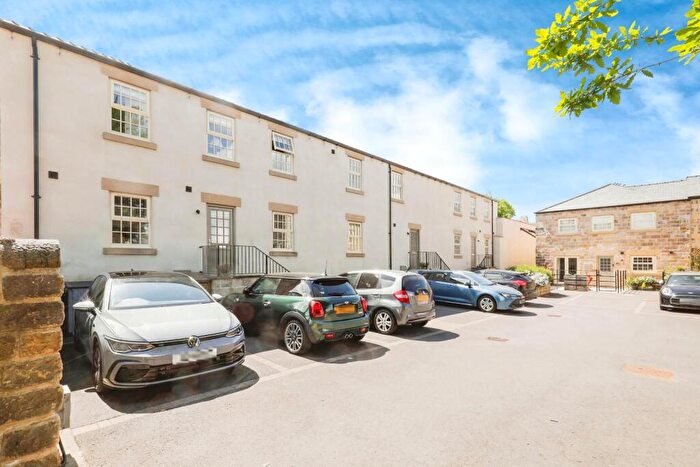 2 Bedroom House For Sale In Swincliffe Mews, Harrogate, HG1