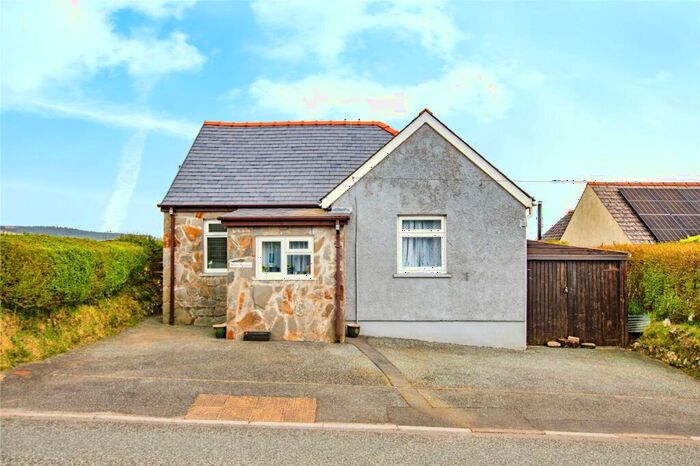 2 Bedroom Bungalow For Sale In Maenclochog, Clunderwen, SA66