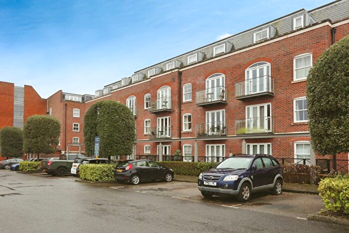 1 Bedroom Flat For Sale In Salt Meat Lane, Gosport, PO12